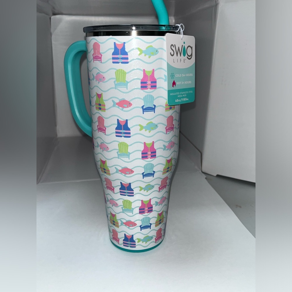 NEW Swig Life 40oz Mega Mug with Handle and Straw Lake Life